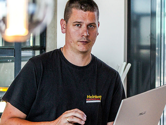 Vom Auszubildenden zum Bauleiter bei Heinken Elektrotechnik GmbH